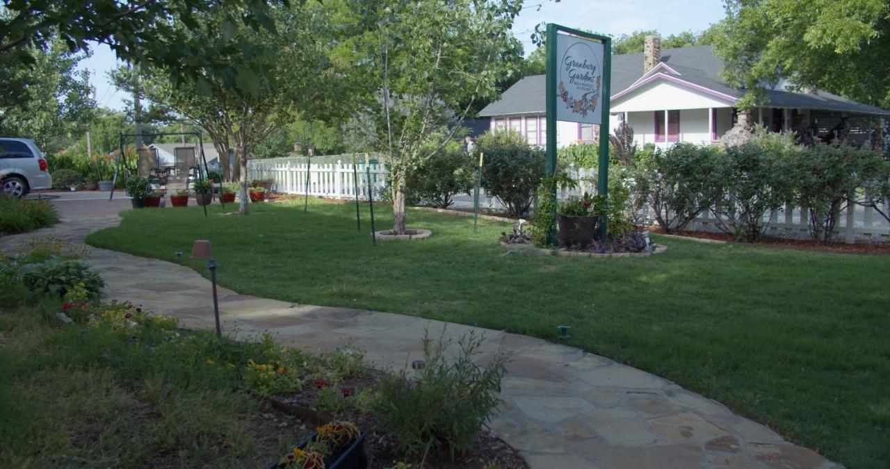 Granbury Gardens Bed And Breakfast Eksteriør bilde