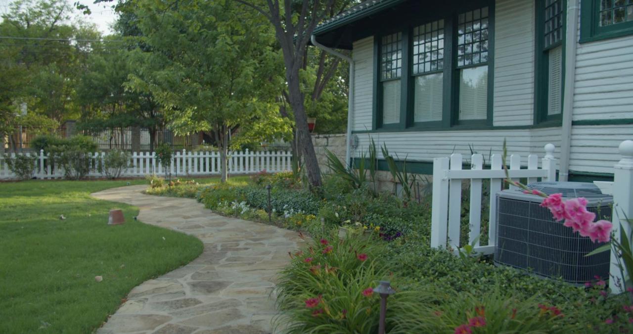 Granbury Gardens Bed And Breakfast Eksteriør bilde